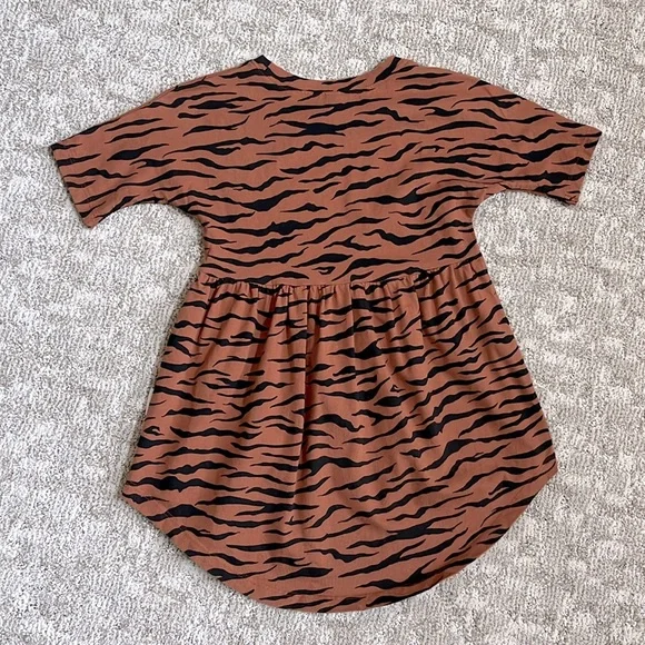 Huxbaby Organic Girls’ Tiger Swirl Dress and Tiger Sweat Jacket—5T - Picture 6 of 11